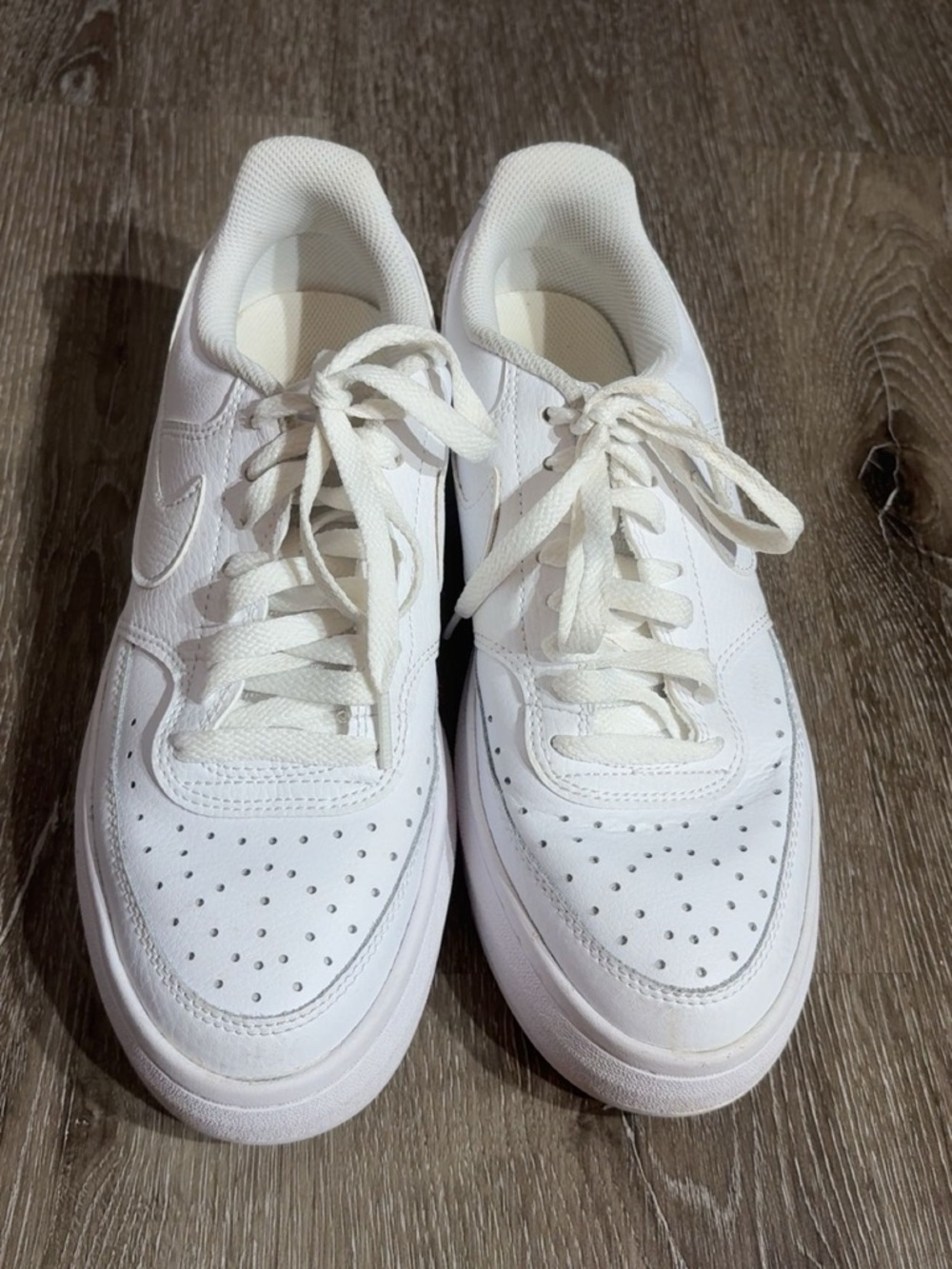 Nike Women's White Low-Top Leather Sneakers